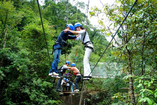 户外运动体验项目-携手并进